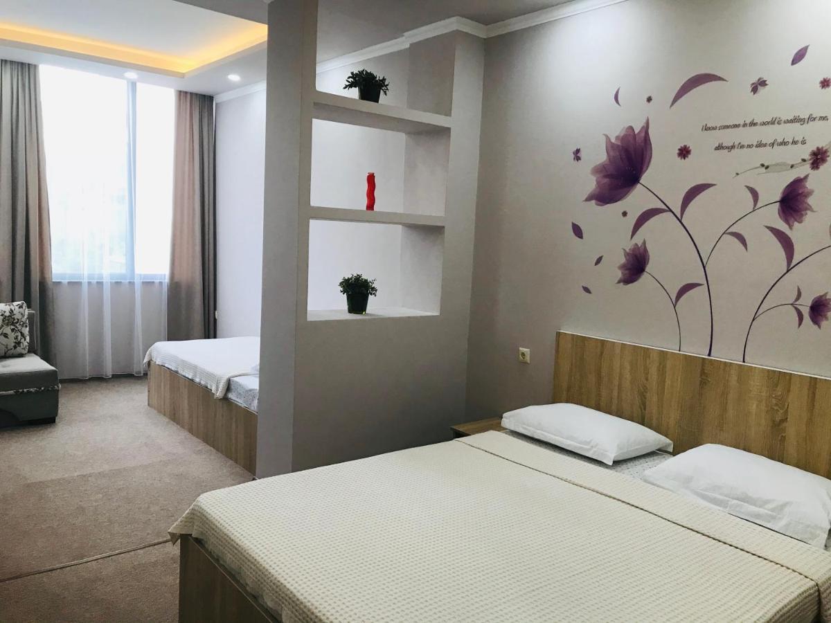 Riva Hotel Kobuleti Bagian luar foto
