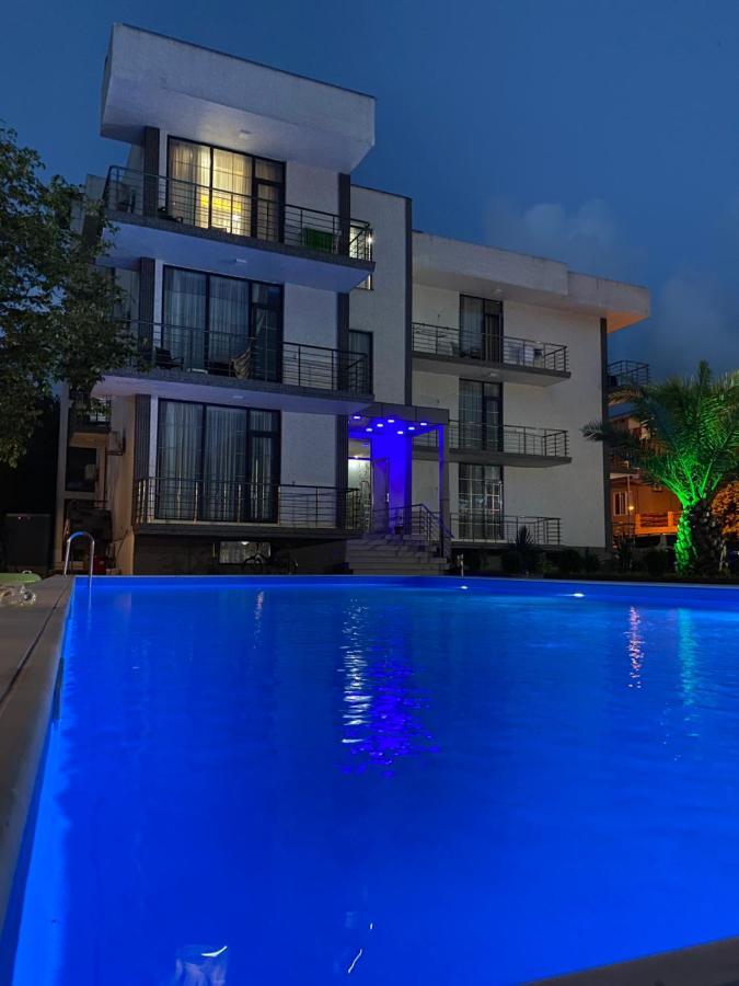 Riva Hotel Kobuleti Bagian luar foto
