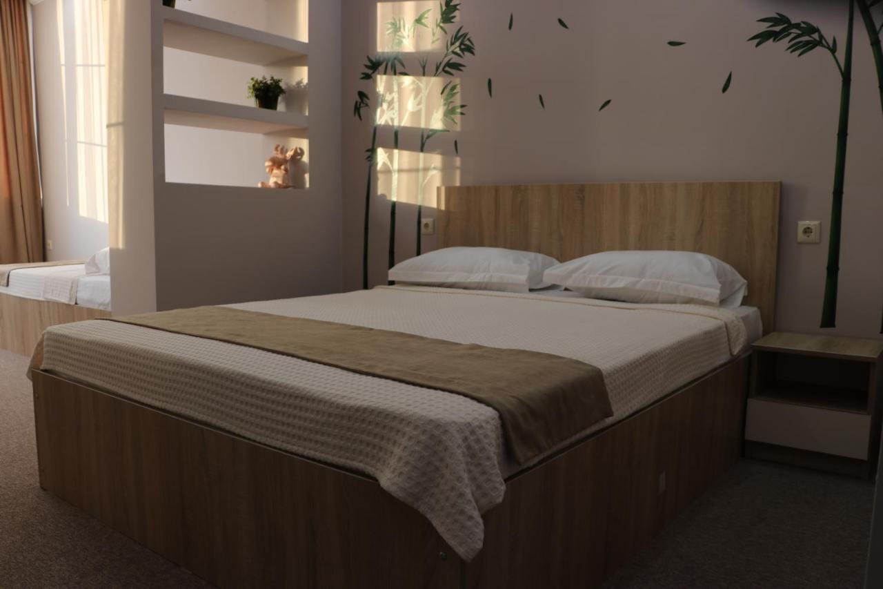 Riva Hotel Kobuleti Bagian luar foto